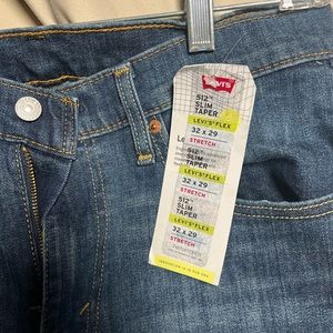 Levi’s 512